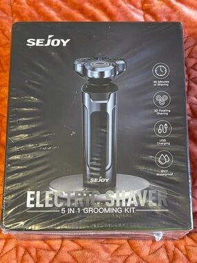 SEJOY Electric Shaver - 5-in-1 Grooming Kit
**NEW IN PACKAGING**